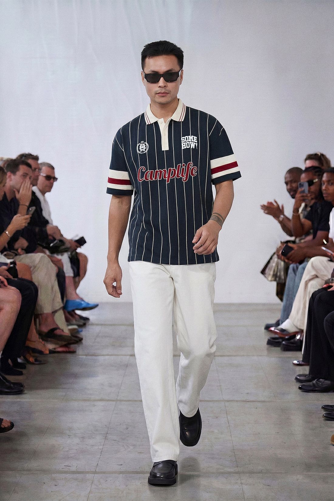 Look 15 — Polo sọc dọc Camplife