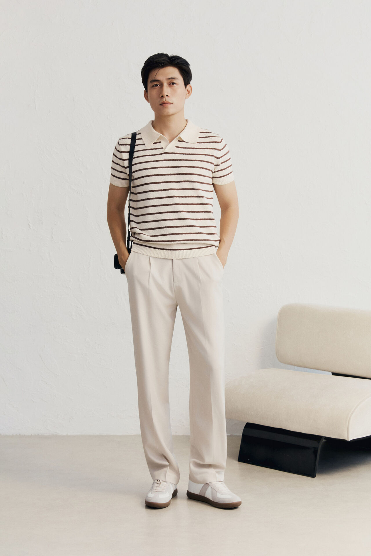 Polo len dệt sọc nâu kem