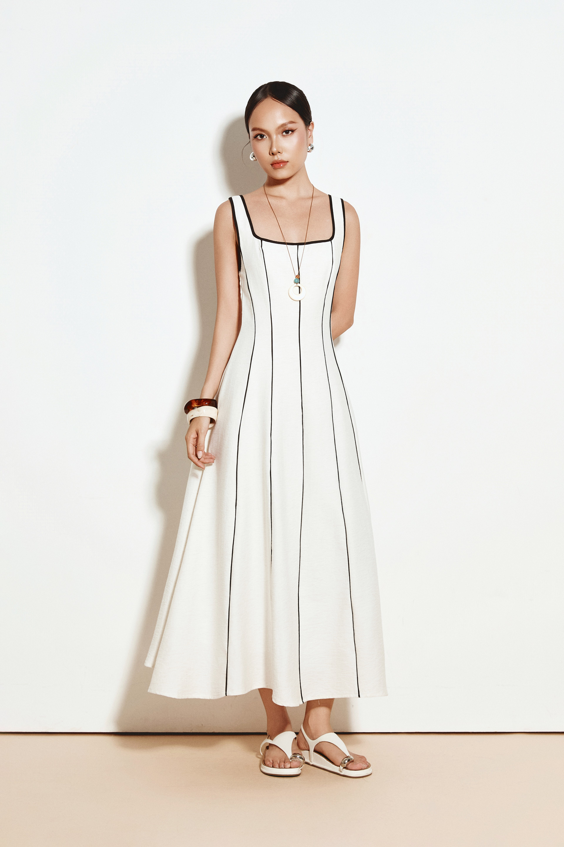Đầm Dài Lyra Linen Midi